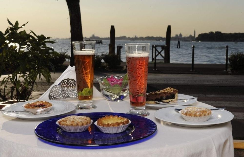 Hotel Russo Palace Venetië-Lido Buitenkant foto