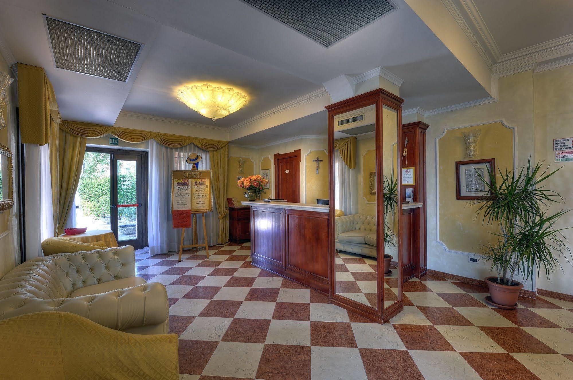 Hotel Russo Palace Venetië-Lido Interieur foto